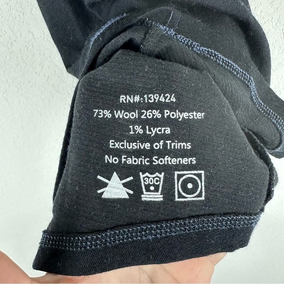 Voormi Women’s Black Solid Racerback Athletic Athleisure Tank Top Size Small - Picture 5 of 5